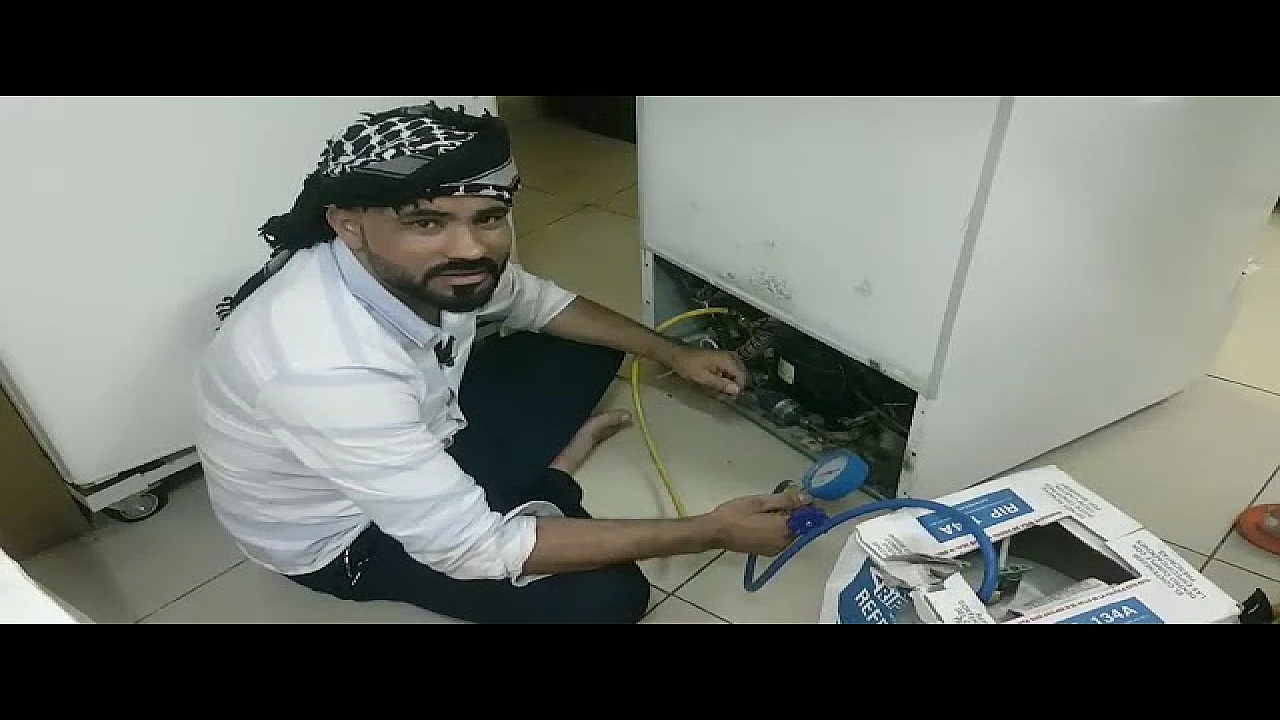 فني ثلاجات رقم 66005635 صيانة وكفالة مضمونة 1 مشاهدة فيديو يوتيوب